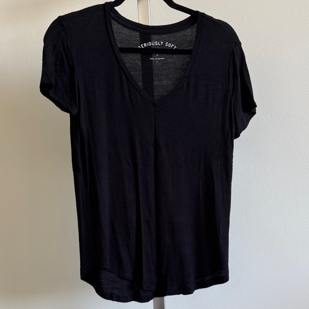 AERO Seriously Soft V-neck T shirt